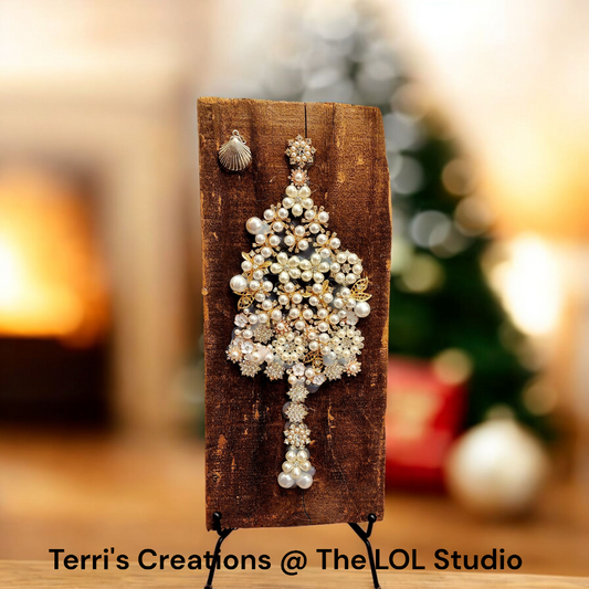 Vintage Jewel Tree on Barn Wood w/ Terri - Sat. Dec. 6th 10am-1pm