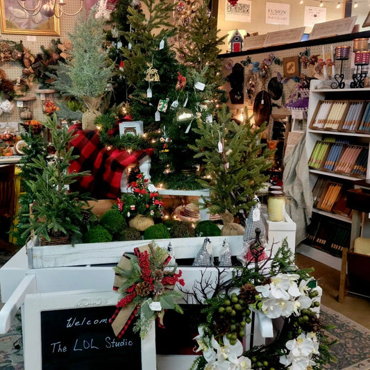GIFTS GALORE! without the stress of Mall traffic... Yes, Please!